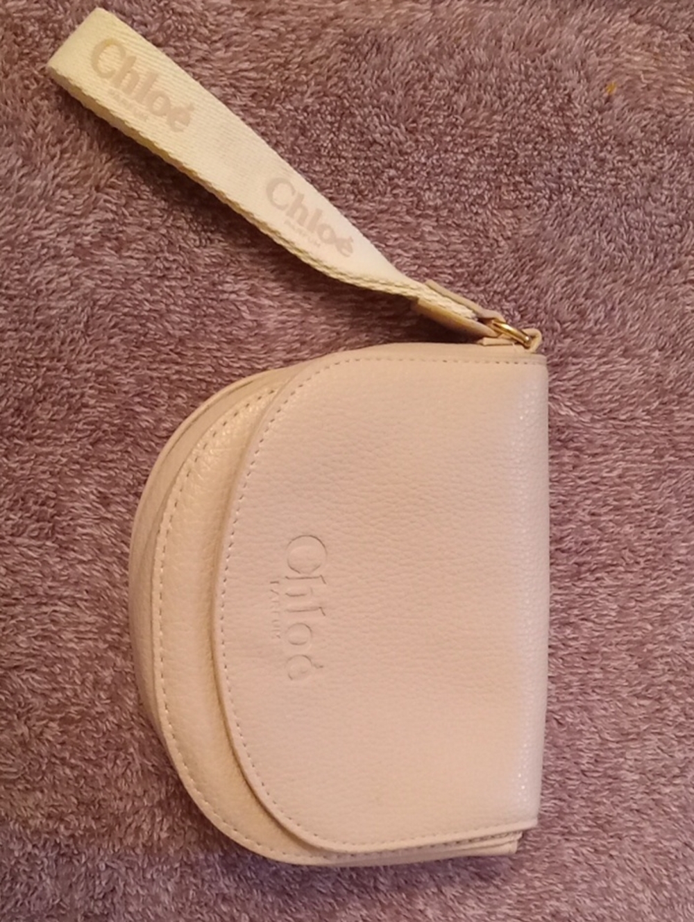 Chloé Parfums Blush Pink Pebbled Wristlet Pouch Cosmetic Travel Clutch Bag